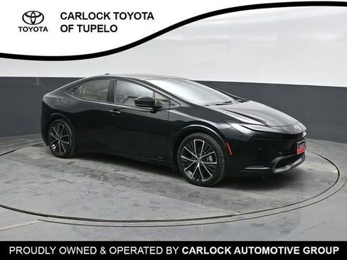 Used 2025 Toyota Prius Limited image 5