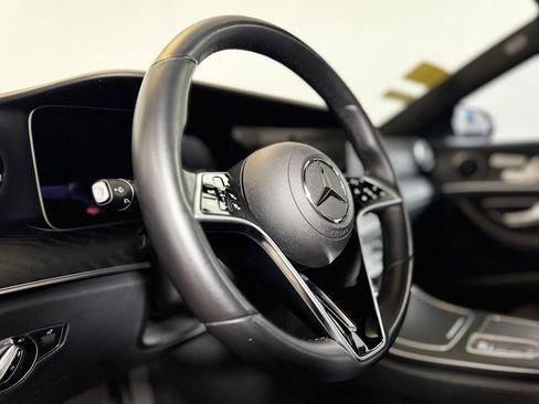 Used 2022 Mercedes-Benz E 350 4MATIC Sedan image 16