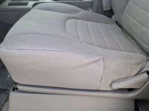 Certified 2019 Nissan Frontier S image 16