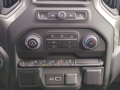 New 2025 Chevrolet Silverado 1500 Custom image 25