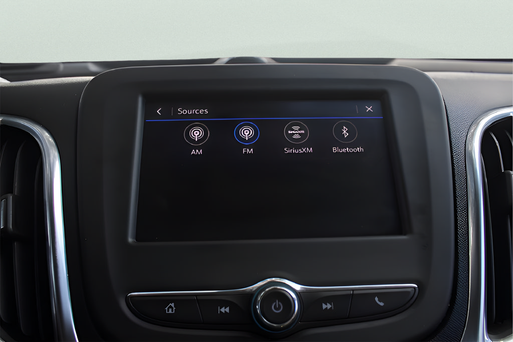 Used 2024 Chevrolet Equinox LS FWD image 19