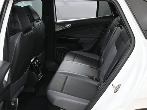 Used 2023 Volkswagen ID.4 Pro S RWD image 34