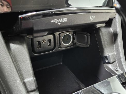 Used 2020 Buick Encore Sport Touring w/ Safety Package image 9