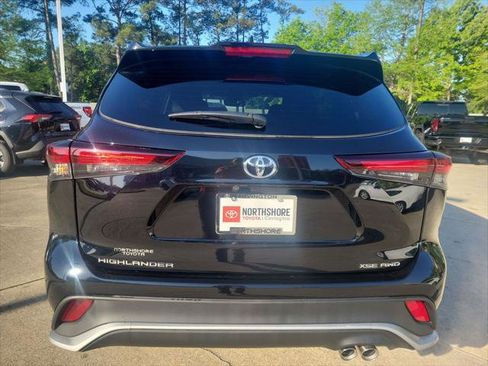 Certified 2026 Toyota Highlander XSE image 4