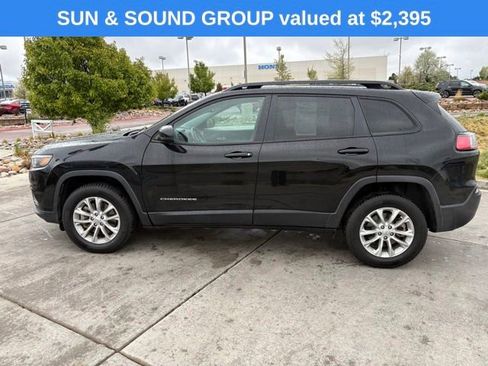 Used 2022 Jeep Cherokee Latitude Lux w/ Sun & Sound Group AWD/4WD image 5