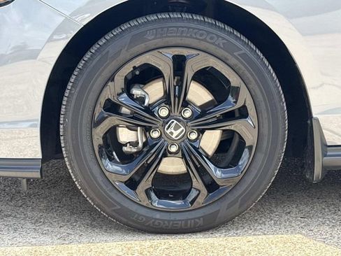 Used 2025 Honda Accord SE image 6