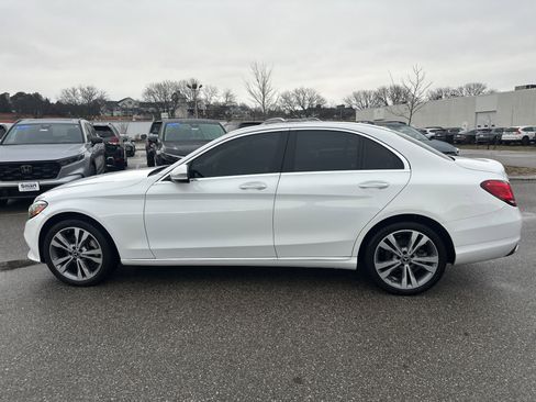 Used 2020 Mercedes-Benz C 300 4MATIC Sedan image 8