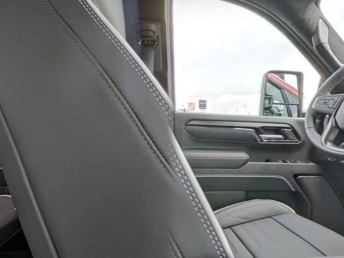 New 2026 GMC Sierra 2500 AT4X AWD/4WD image 29