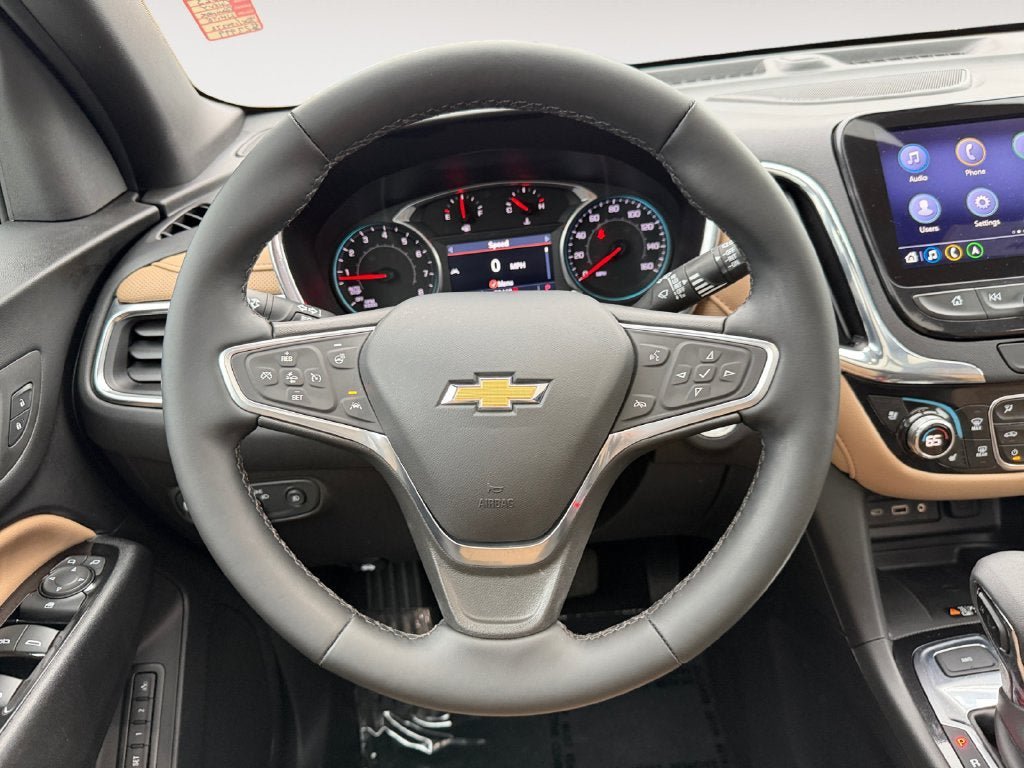 Used 2023 Chevrolet Equinox Premier AWD/4WD image 13