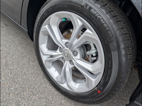 New 2025 Honda Accord LX image 15