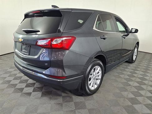 Used 2021 Chevrolet Equinox LT image 7