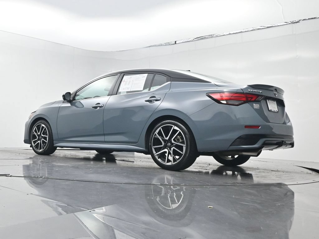 Used 2025 Nissan Sentra SR w/ SR Premium Package FWD image 23