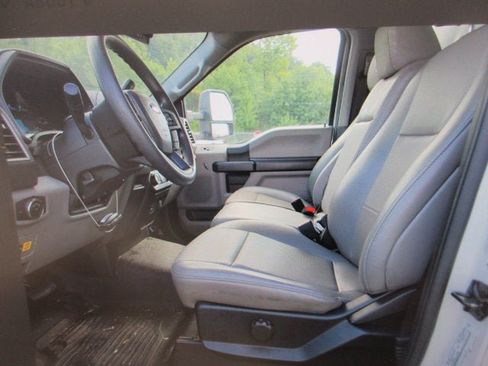 Used 2020 Ford F450 XL w/ Power Equipment Group RWD image 5