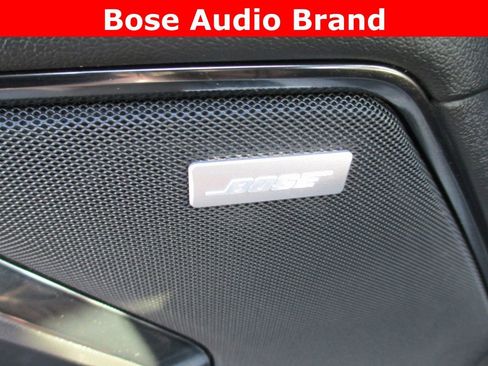 Used 2024 GMC Sierra 1500 AT4 w/ Technology Package image 18