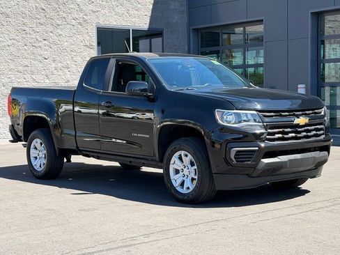 Used 2022 Chevrolet Colorado LT w/ Fleet Safety Package RWD image 9