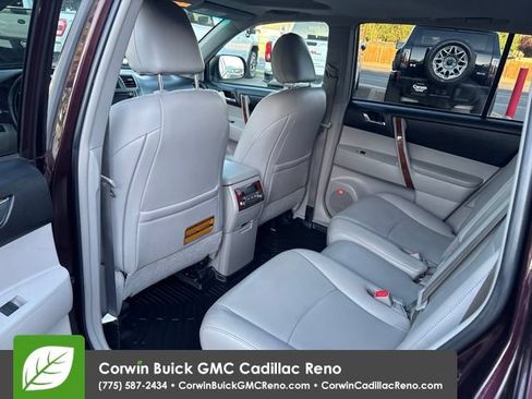 Used 2013 Toyota Highlander Limited AWD/4WD image 15