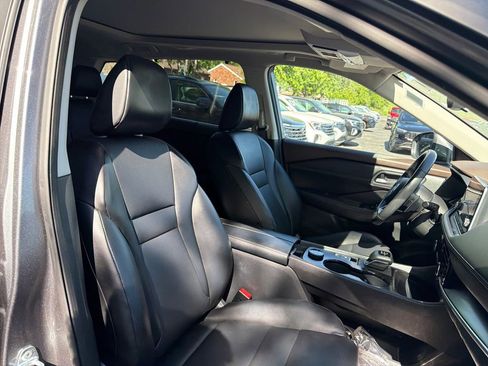 Used 2023 Nissan Rogue SV w/ SV Premium Package AWD/4WD image 51