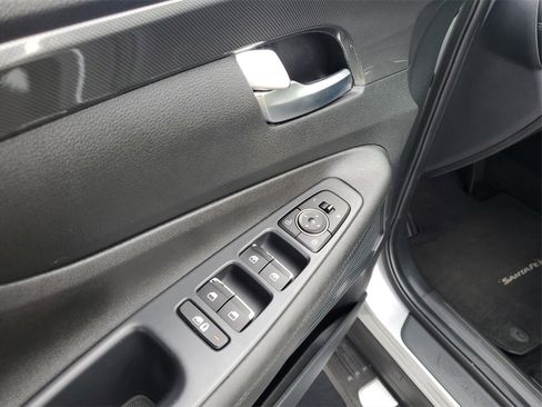 Used 2022 Hyundai Santa Fe XRT image 15