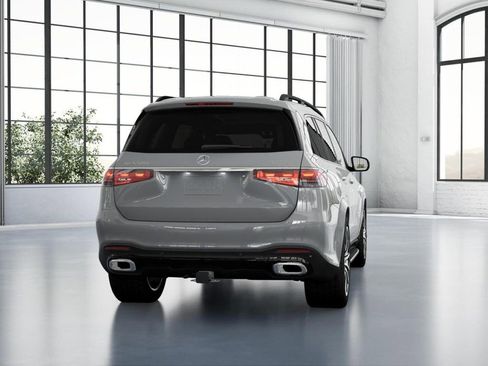 New 2026 Mercedes-Benz GLS 580 4MATIC image 24
