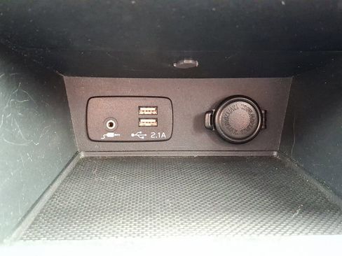 Used 2023 Subaru Crosstrek 2.0i Premium w/ Special Edition image 25