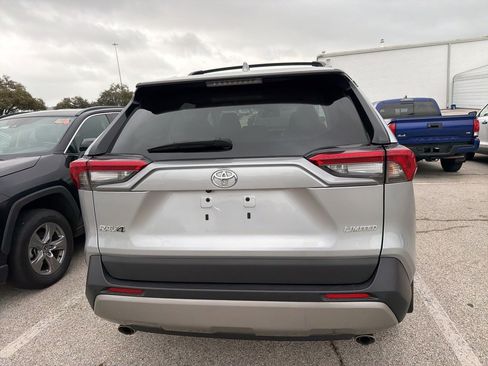 Used 2023 Toyota RAV4 Limited image 5