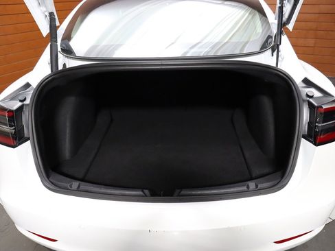 Used 2023 Tesla Model 3 Long Range image 14