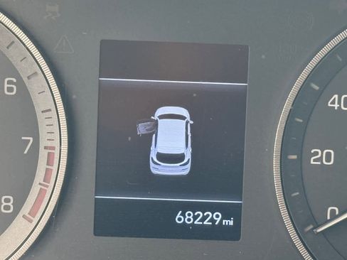 Used 2019 Hyundai Tucson Limited w/ Cargo Package image 13