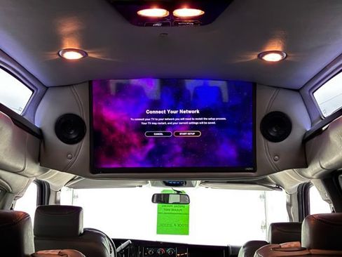 Used 2022 Chevrolet Express 2500 Extended w/ Enhanced Convenience Package RWD image 4