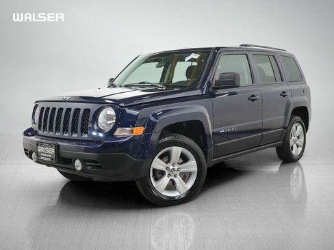 Used 2014 Jeep Patriot Latitude AWD/4WD image 1