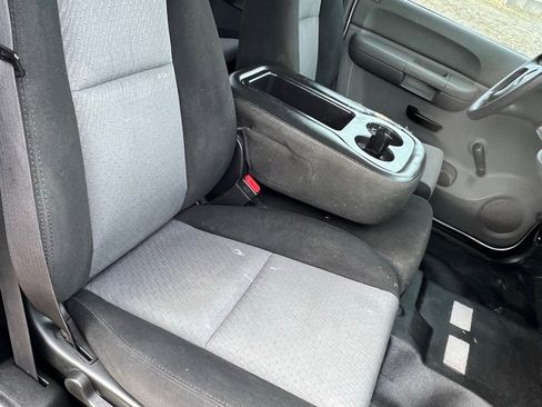 Used 2009 GMC Sierra 1500 W/T image 16