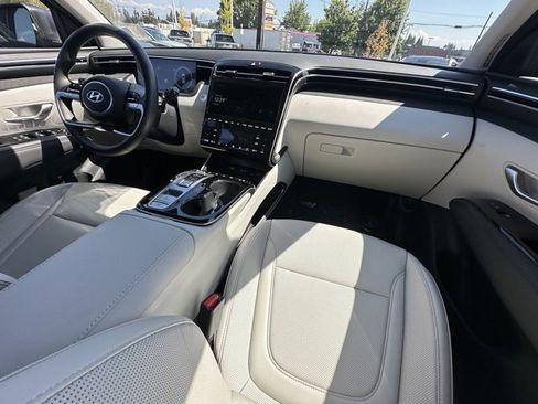 Used 2024 Hyundai Tucson Limited image 16