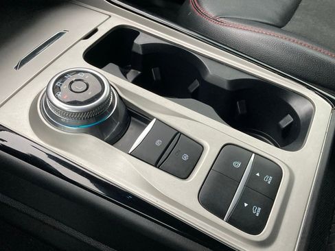 Used 2022 Ford Explorer ST-Line w/ Class IV Trailer Tow Package image 26