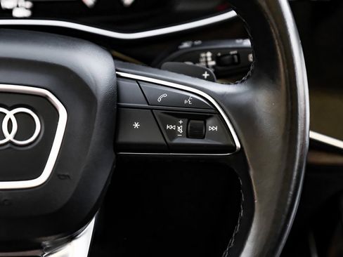 Used 2021 Audi Q7 3.0T Premium w/ Convenience Package image 21