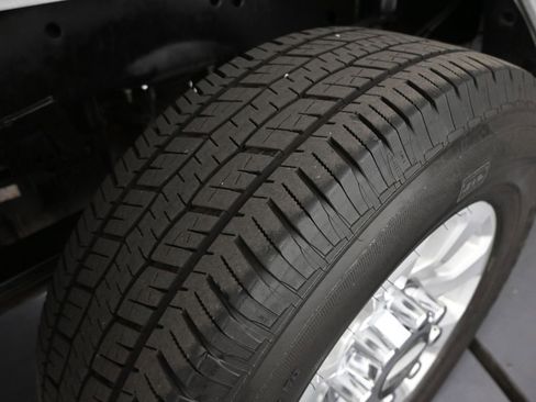 Used 2024 Ford F250 XLT image 42