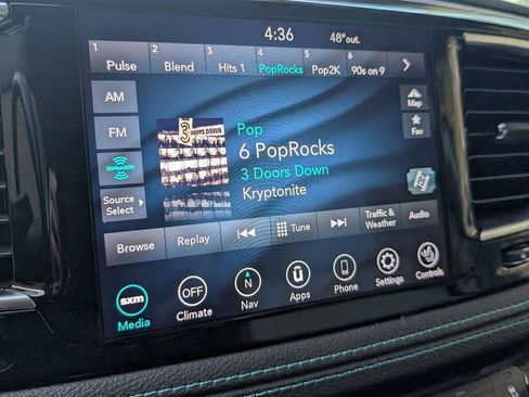 Used 2019 Chrysler Pacifica Limited w/ Advanced Safetytec Group image 28