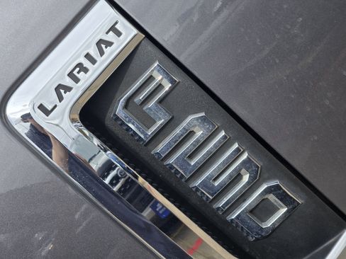 Certified 2022 Ford F250 Lariat w/ Chrome Package image 8