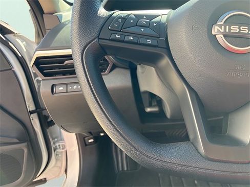 Used 2025 Nissan Altima 2.5 S image 22