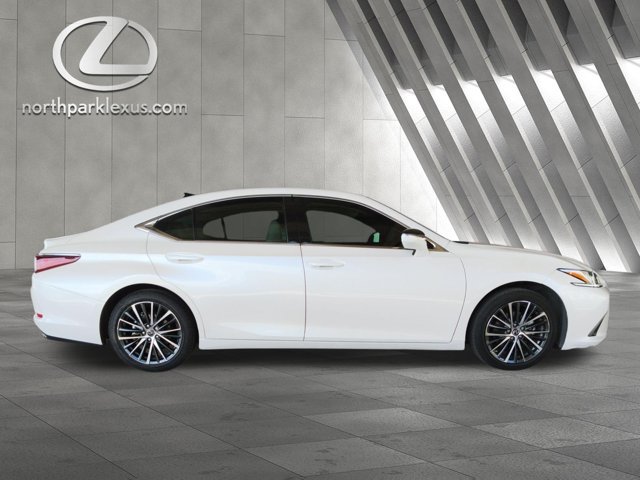 Certified 2023 Lexus ES 350 w/ Premium Package FWD image 4