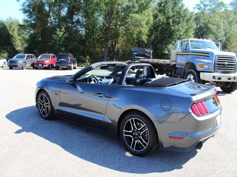 Used 2017 Ford Mustang GT Premium w/ Equipment Group 401A image 13
