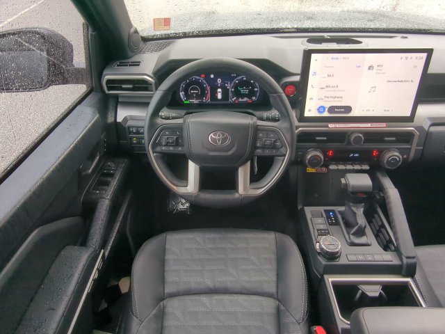 Certified 2026 Toyota 4Runner TRD Off-Road Premium AWD/4WD image 18