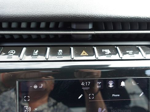 Used 2024 Jeep Grand Cherokee Altitude AWD/4WD image 48