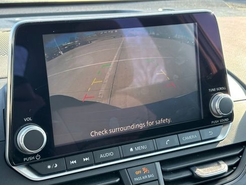 Used 2023 Nissan Altima 2.5 SV image 22