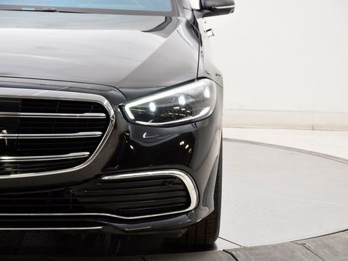 Used 2025 Mercedes-Benz S 580 4MATIC Sedan image 10