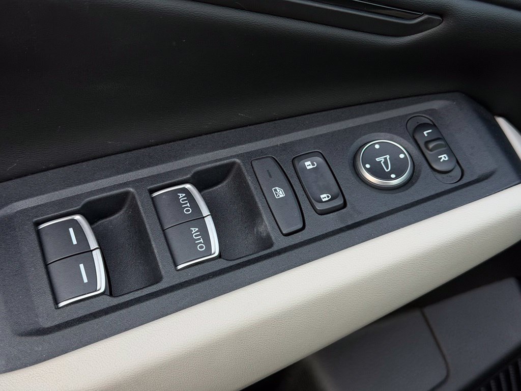 Used 2024 Honda Accord EX image 21