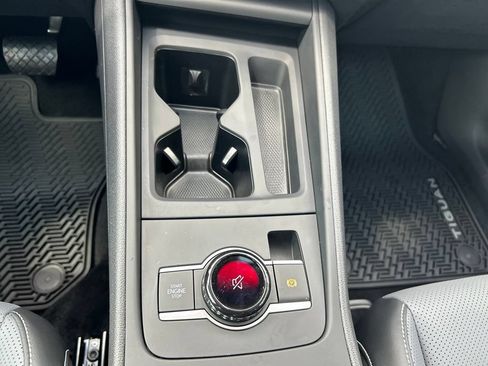 Certified 2026 Volkswagen Tiguan SE FWD image 55