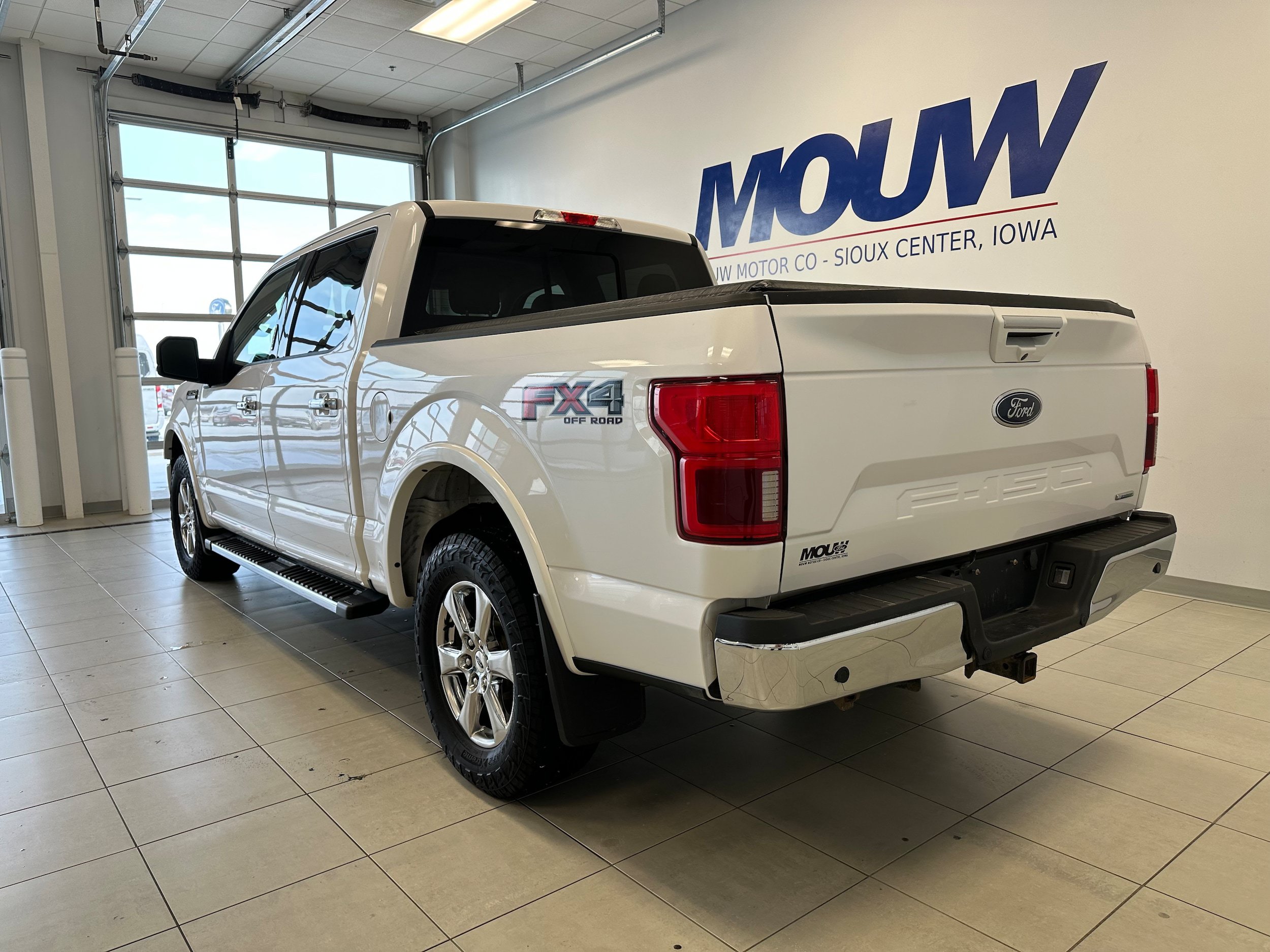 Used 2019 Ford F150 Lariat AWD/4WD image 6