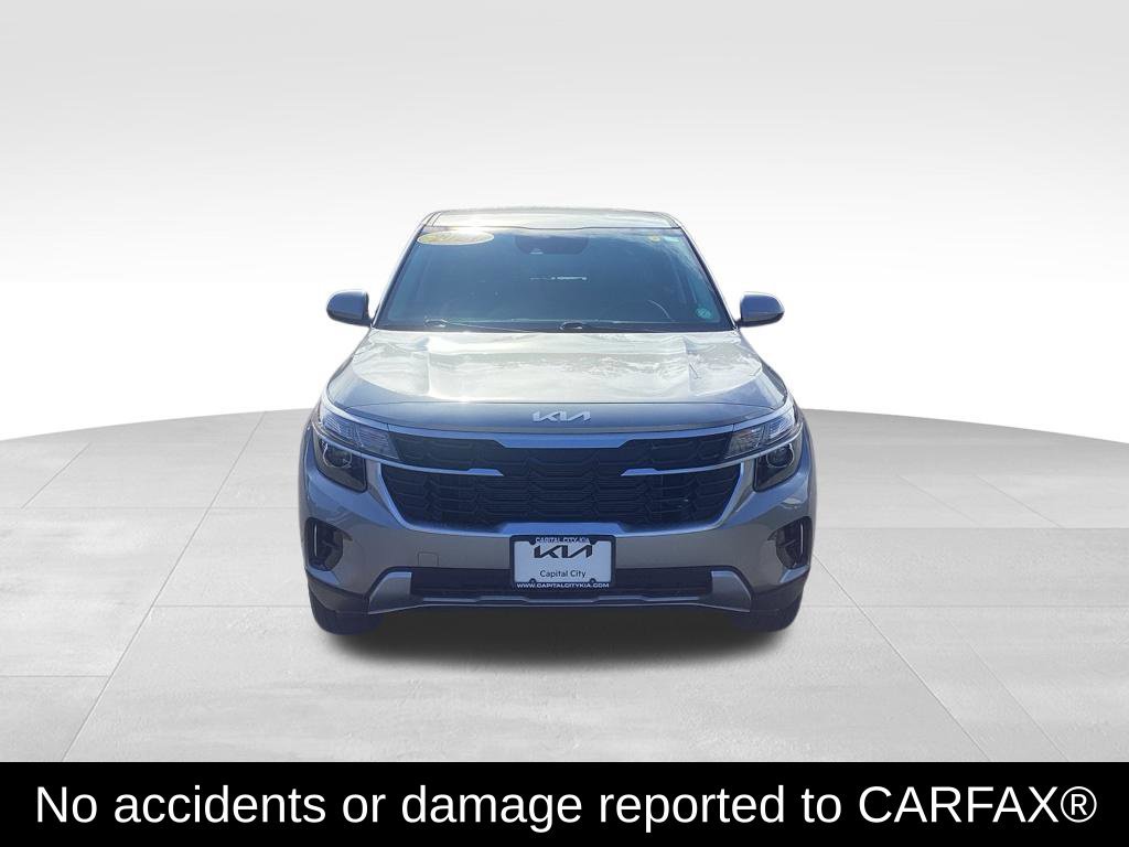 Certified 2024 Kia Seltos LX AWD/4WD image 2