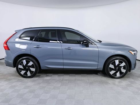 Used 2024 Volvo XC60 T8 Plus w/ Protection Package Premier AWD/4WD image 28