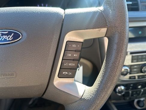 Used 2011 Ford Fusion SE w/ 202A Rapid Spec Order Code image 19