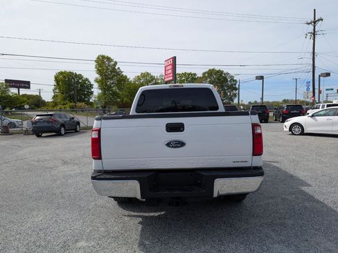 Used 2015 Ford F250 XLT w/ Camper Package image 8